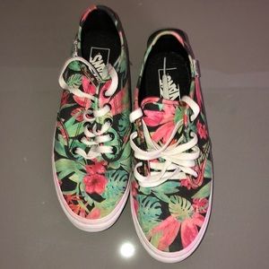 Gently used women’s Vans